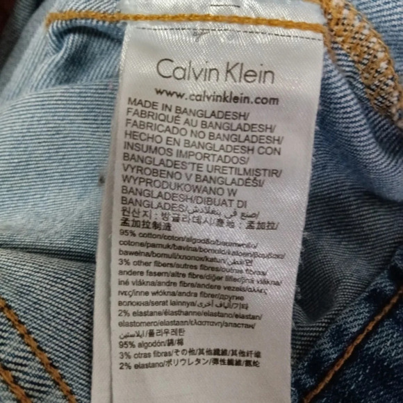 Calvin Klein Women's Denim Trucker Jacket Blue Distressed M - Picture 12 of 13